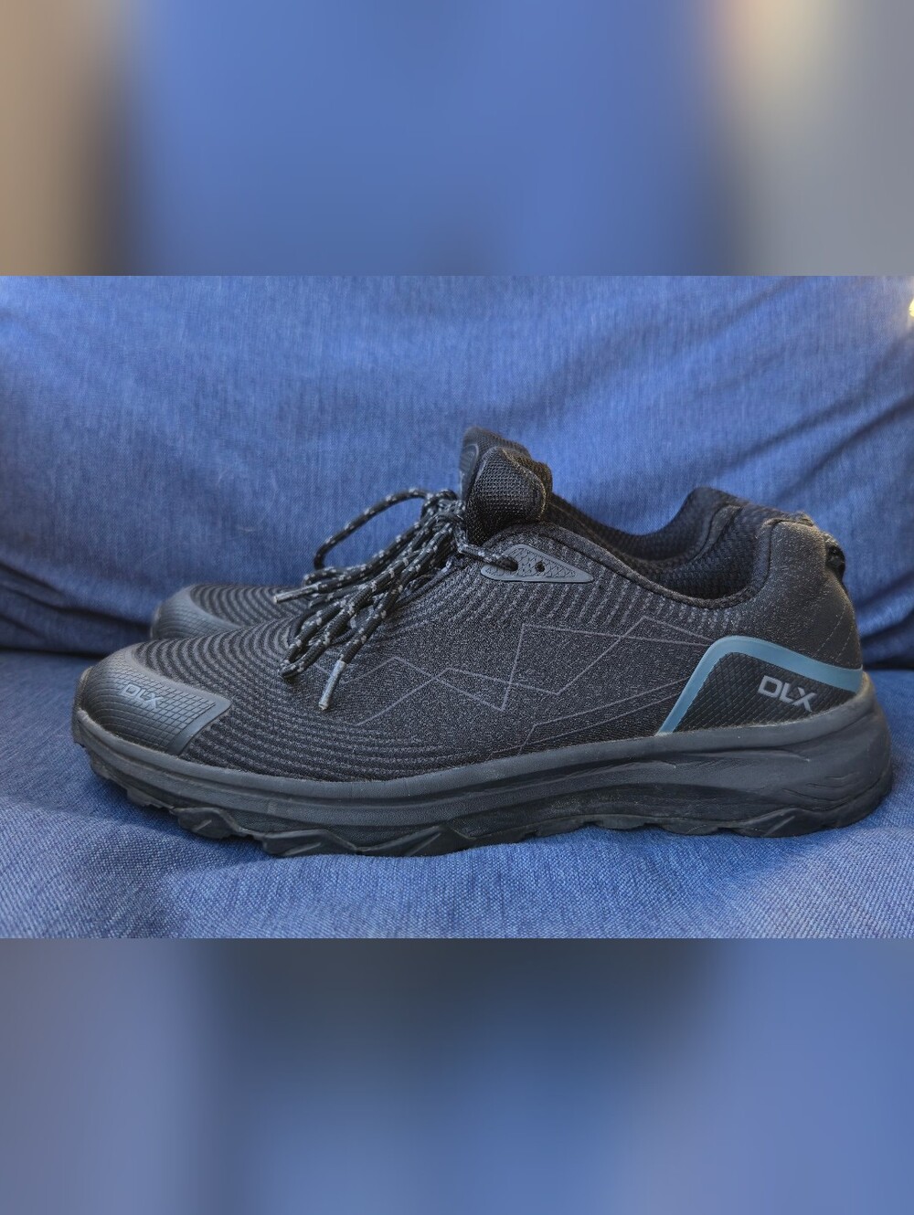 Men's Black Lightweight Walking Shoes (9)